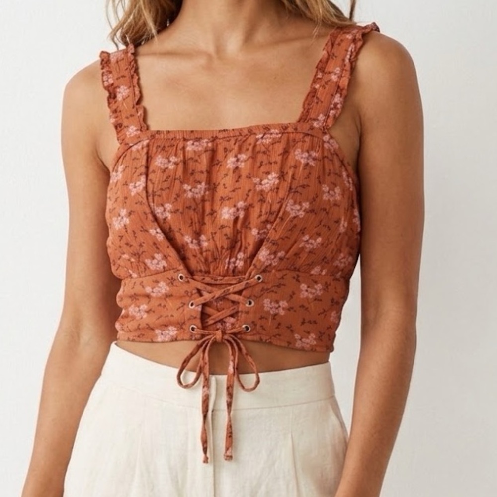 American Eagle Orange Floral Crop Top Large
